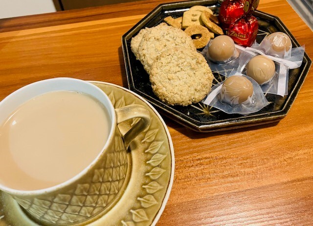 引きこもる。